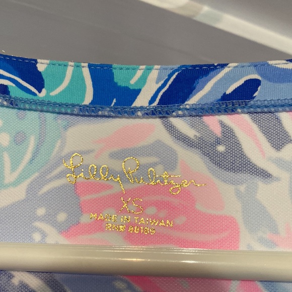 Lilly Pulitzer UPF 3/4 length sleeve dress - Picture 3 of 9